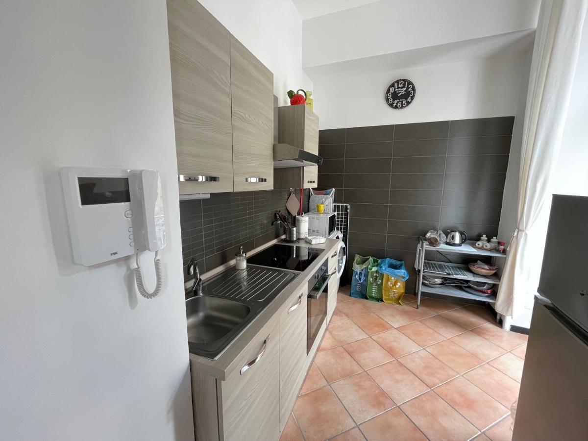 Ferienwohnung La Finestra Sul Corso Neapel Exterior foto