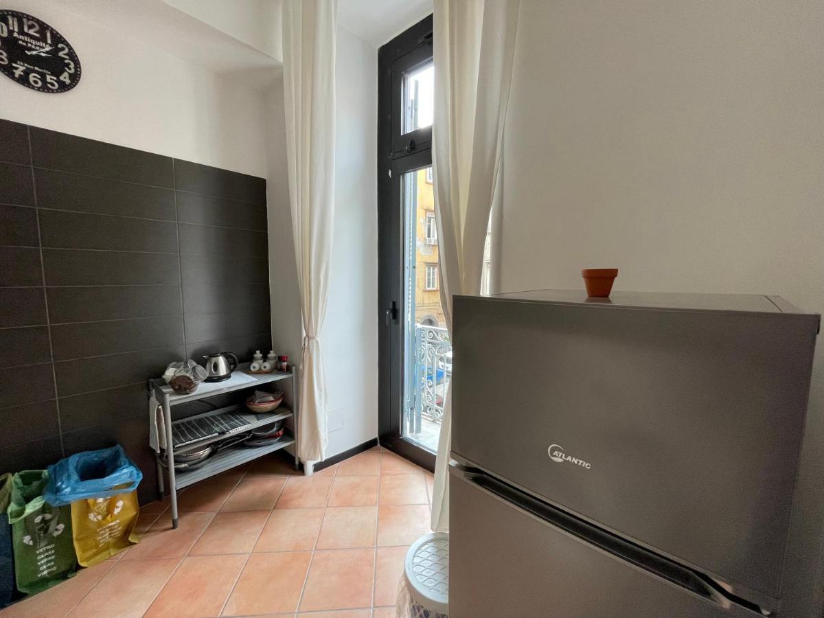 Ferienwohnung La Finestra Sul Corso Neapel Exterior foto